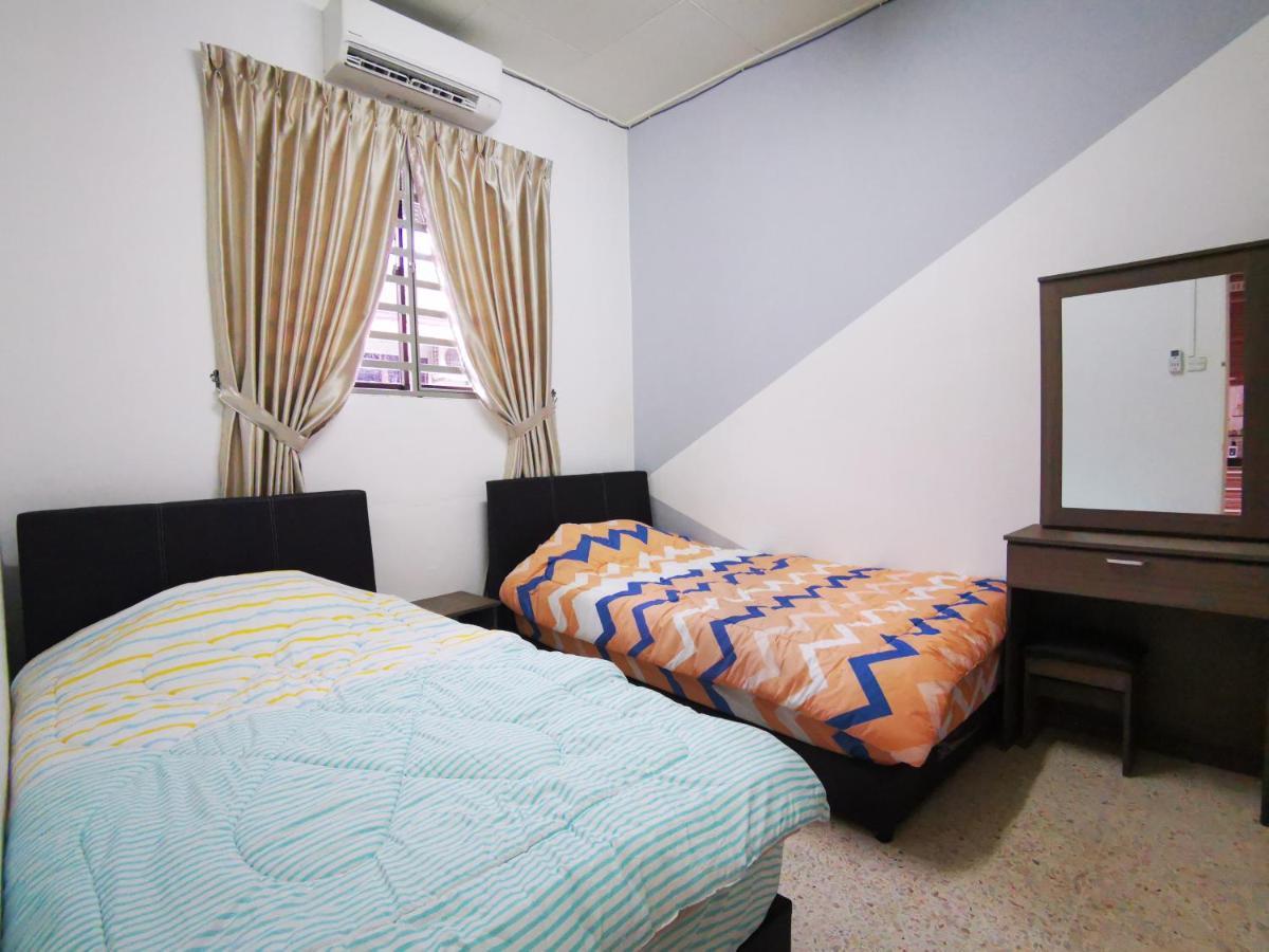 Bagan Terrace House Near To Sunway Carnival Mall, Seberang Jaya Villa Butterworth Dış mekan fotoğraf